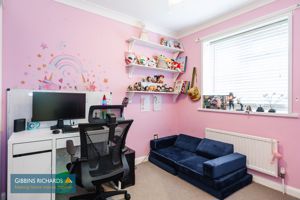 Bedroom- click for photo gallery